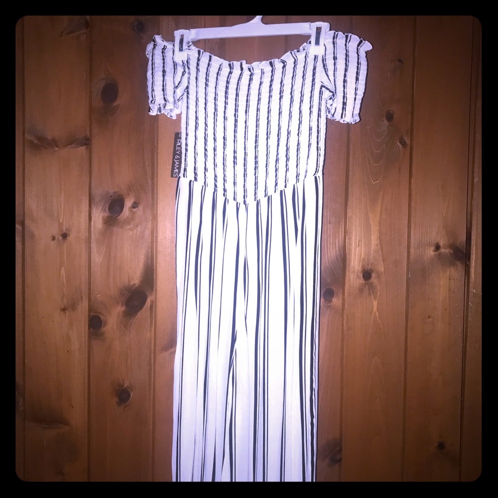 Riley & James Off shoulder pant romper/jumper